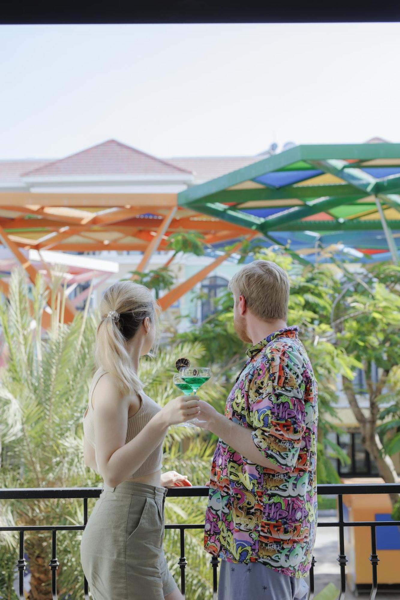 Отель Tropical Bay Grand World Дуонг-Донг Экстерьер фото