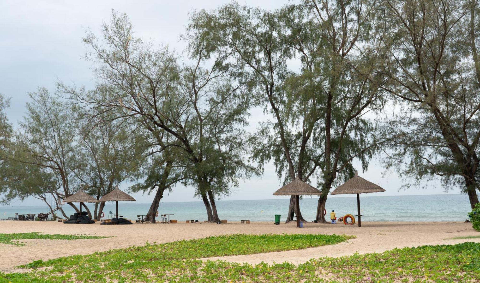 Отель Tropical Bay Grand World Дуонг-Донг Экстерьер фото